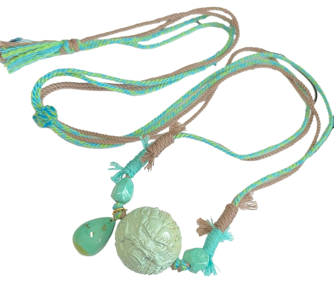 Turquoise Hand-Carved Pendant w Fortune Dragon & w Hand Woven Turquoise Beads Necklace: Turquoise Hand-Carved Pendant w Fortune Dragon & w Hand Woven Turquoise Beads Necklace Dimension: 21.2 (mm) 0.83 (inches)