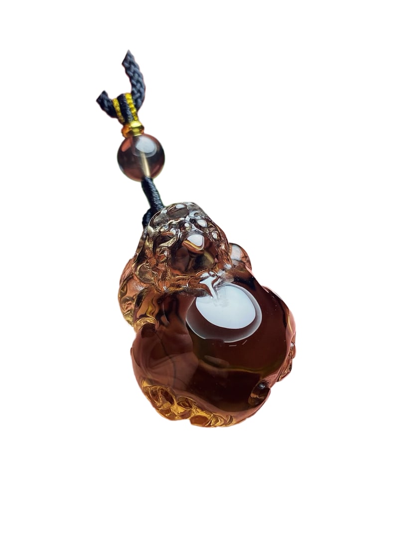 Crystal Hand-Carved Pendant w Fortune Pixiu & Hand Woven Necklace: Crystal Hand-Carved Pendant w Fortune Pixiu & Hand Woven Necklace Dimension: 29 x 22 x 18 (mm) 1.14 x 0.87 x 0.71 (inches) Weight: 0.04 lbs/ 17.8 g