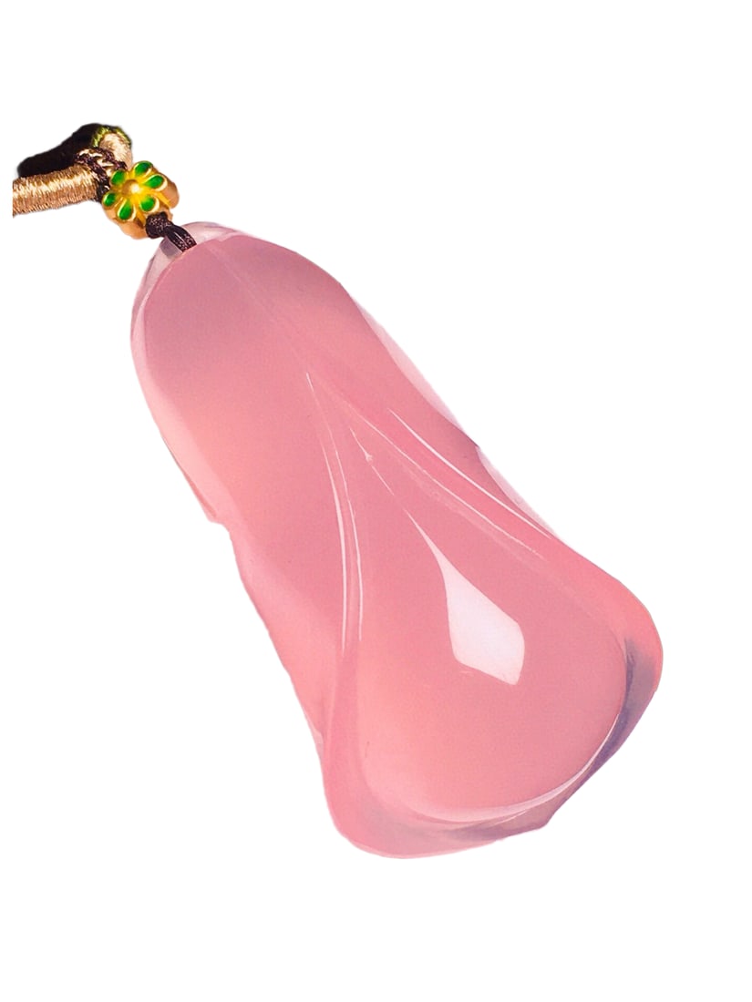 Natural Pink Crystal Hand-Carved Pendant w Orchid: Natural Pink Crystal Hand-Carved Pendant w OrchidDimension: 59 x 31 x 22 (mm) 2.32 x 1.22 x 0.87 (inches) Weight: 0.11 lbs/ 50 g