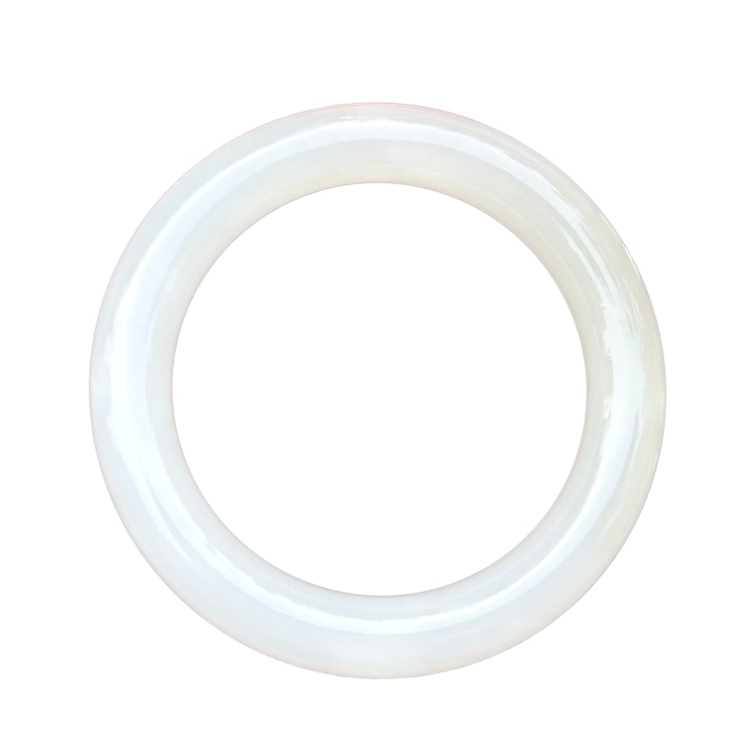 Inside Diameter 53.8mm White Hetian Jade Bracelet: Inside Diameter 53.8mm White Hetian Jade Bracelet Inside Diameter: 53.8 (mm) 2.12 (inches)Dimension: 10.3 x 10 (mm) 0.40 x 0.39 (inches)Weight: 0.11 lbs/ 49.3 g