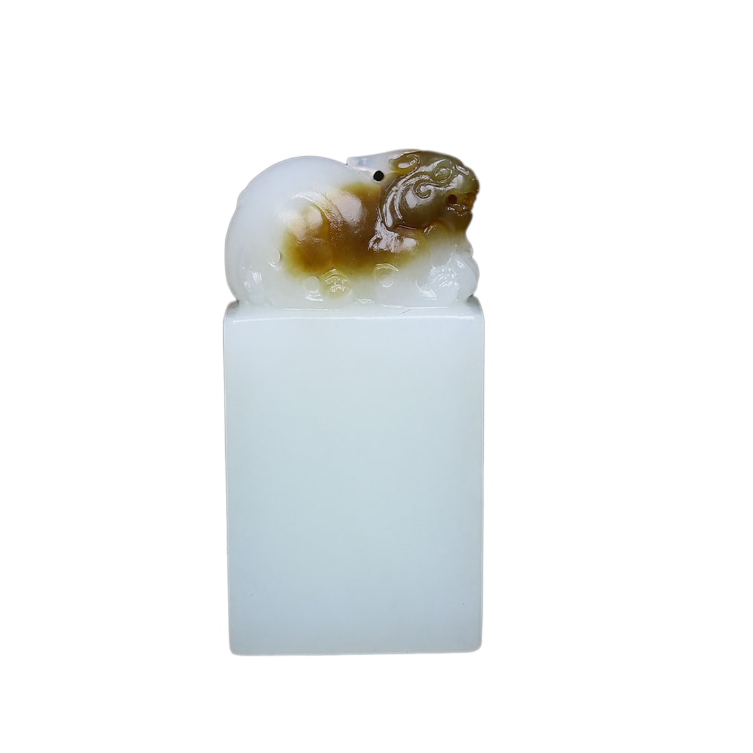 Natural White Hetian Jade Hand-Carved Seal w Fortune Pixiu: Natural White Hetian Jade Hand-Carved Seal w Fortune PixiuDimension: 45 x 23 x 15 (mm) 1.77 x 0.90 x 0.59 (inches) Weight: 0.09 lbs/ 40 g