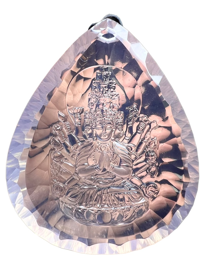 Pink Crystal Hand-Carved Pendant w Thousand-Hand Kwan-yin: Pink Crystal Hand-Carved Pendant w Thousand-Hand Kwan-yin Dimension: 66 x 54 x 15 (mm) 2.60 x 2.12 x 0.59 (inches) Weight: 0.17 lbs/ 76 g