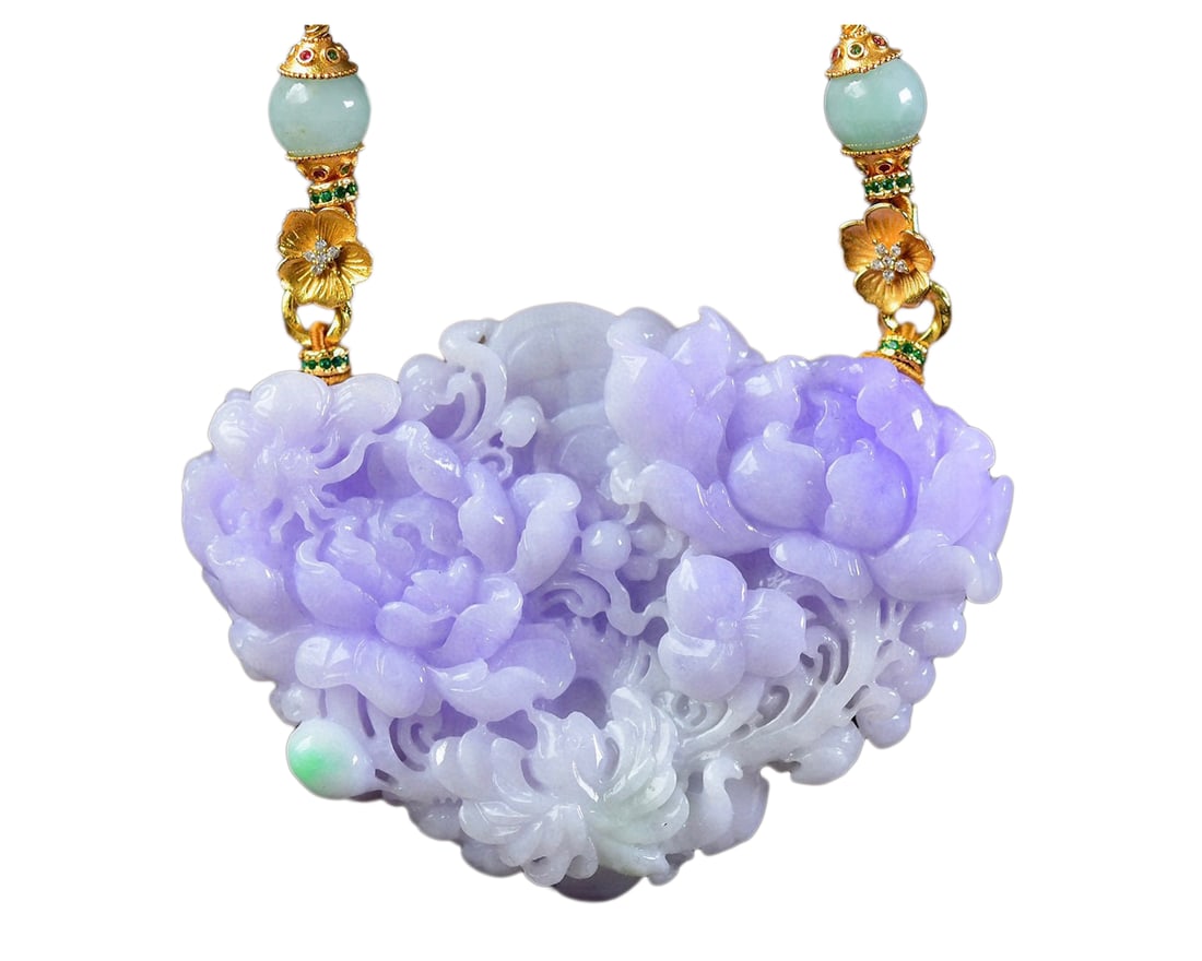 Purple Jadeite Hand-Carved Pendant w Butterfly & Peony & Hand Woven Beads Necklace: Purple Jadeite Hand-Carved Pendant w Butterfly & Peony & Hand Woven Beads NecklaceDimension: 76 x 55 x 13 (mm) 2.99 x 2.16 x 0.51 (inches)