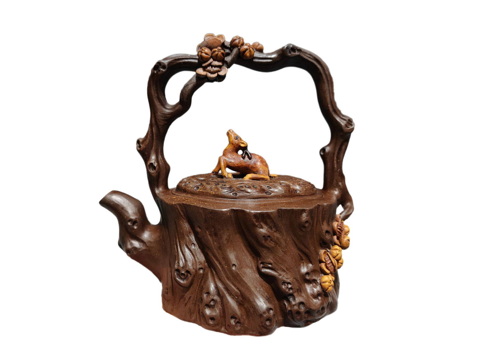 Vintage Yixing Zisha Clay Handle Teapot w Fortune Deer: Vintage Yixing Zisha Clay Handle Teapot w Fortune DeerDimension: 160 x 150 (mm) 6.30 x 5.90 (inches) Capacity: 400 ml
