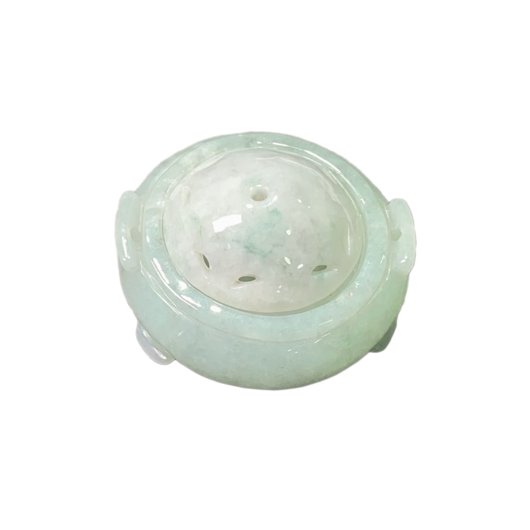 Jadeite Hand-Carved Incense Burner: Jadeite Hand-Carved Incense BurnerDimension: 53.5 x 29 (mm) 2.11 x 1.14 (inches)