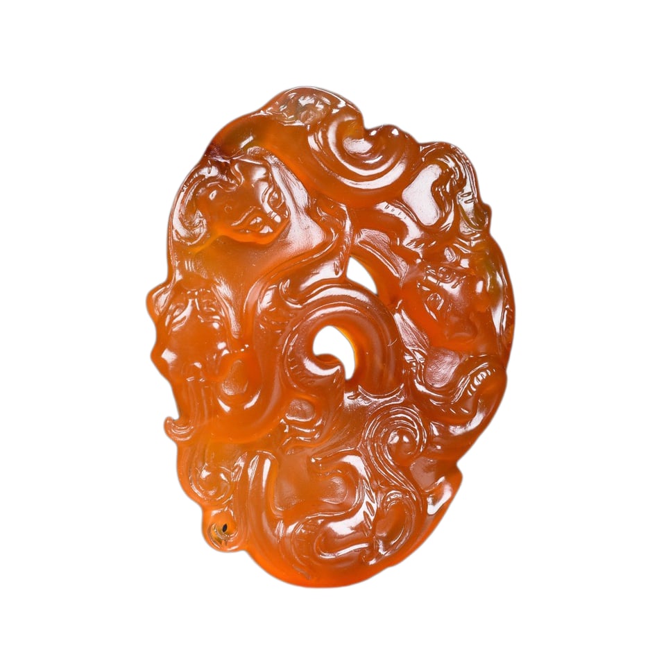 Agate Hand-Carved Pendant w Chi Dragon: Agate Hand-Carved Pendant w Chi DragonDimension: 52 x 40 x 12 (mm) 2.05 x 1.57 x 0.59 (inches) Weight: 0.06 lbs/ 27 g