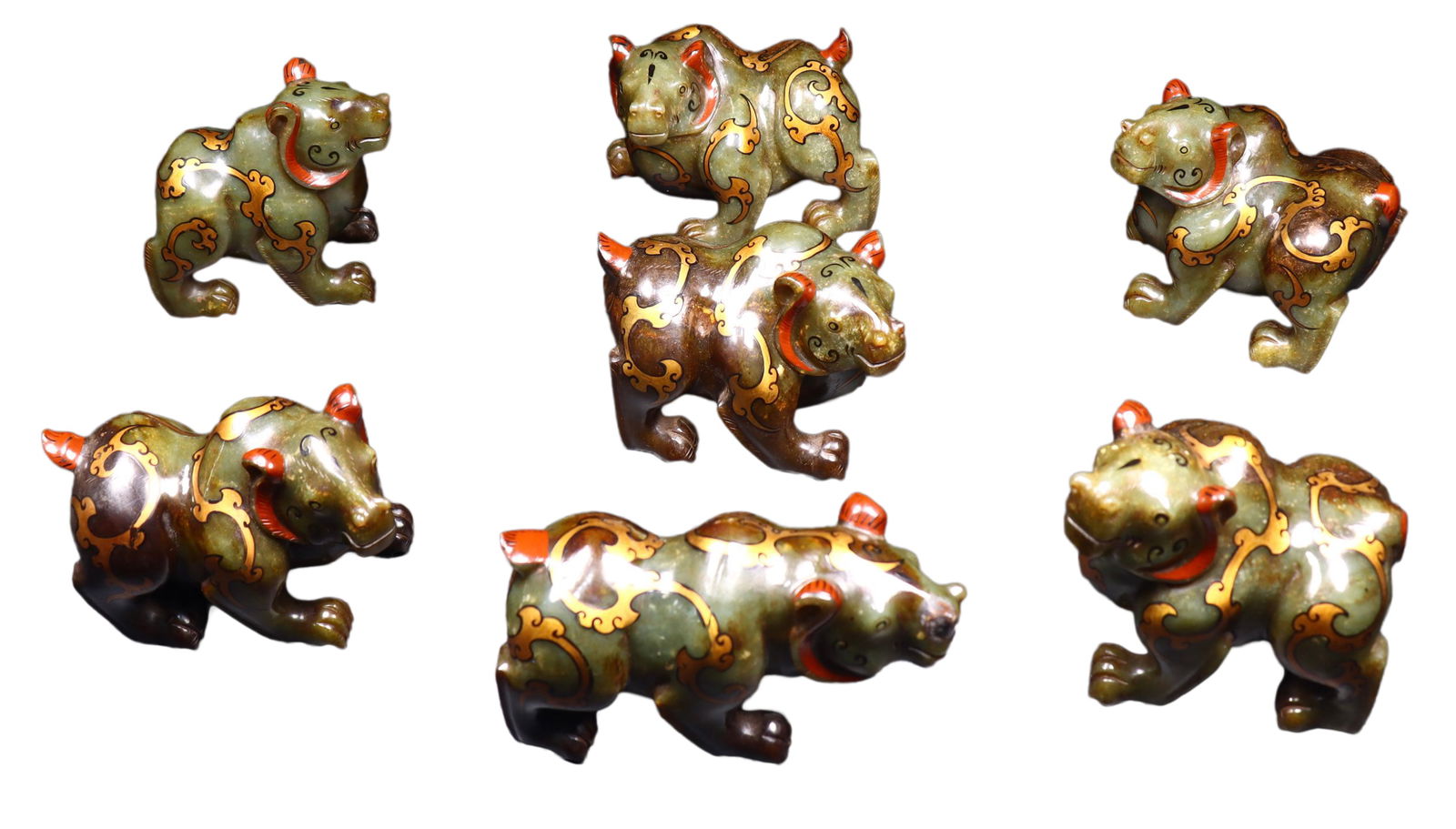 A Set Vintage Colored Drawing Hetian Jade Hand-Carved Statues w Bear: A Set Vintage Colored Drawing Hetian Jade Hand-Carved Statues w BearDimension: 90 x 73 x 70 (mm) 3.54 x 2.87 x 2.75 (inches) Single Weight: 1.29 lbs/ 586 g