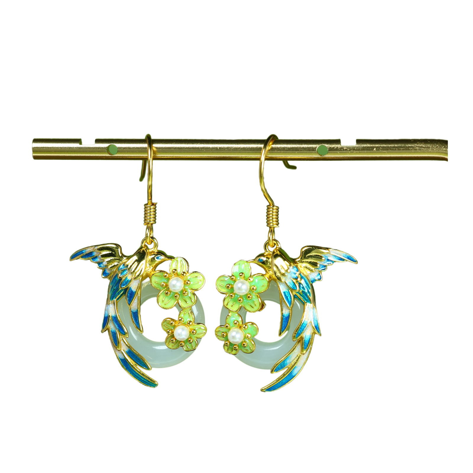 A Pair 925 Silver Enamel Inlay Hetian Jade Earrings w Magpie: A Pair 925 Silver Enamel Inlay Hetian Jade Earrings w MagpieDimension: 13 x 13 (mm) 0.51 x 0.51 (inches)