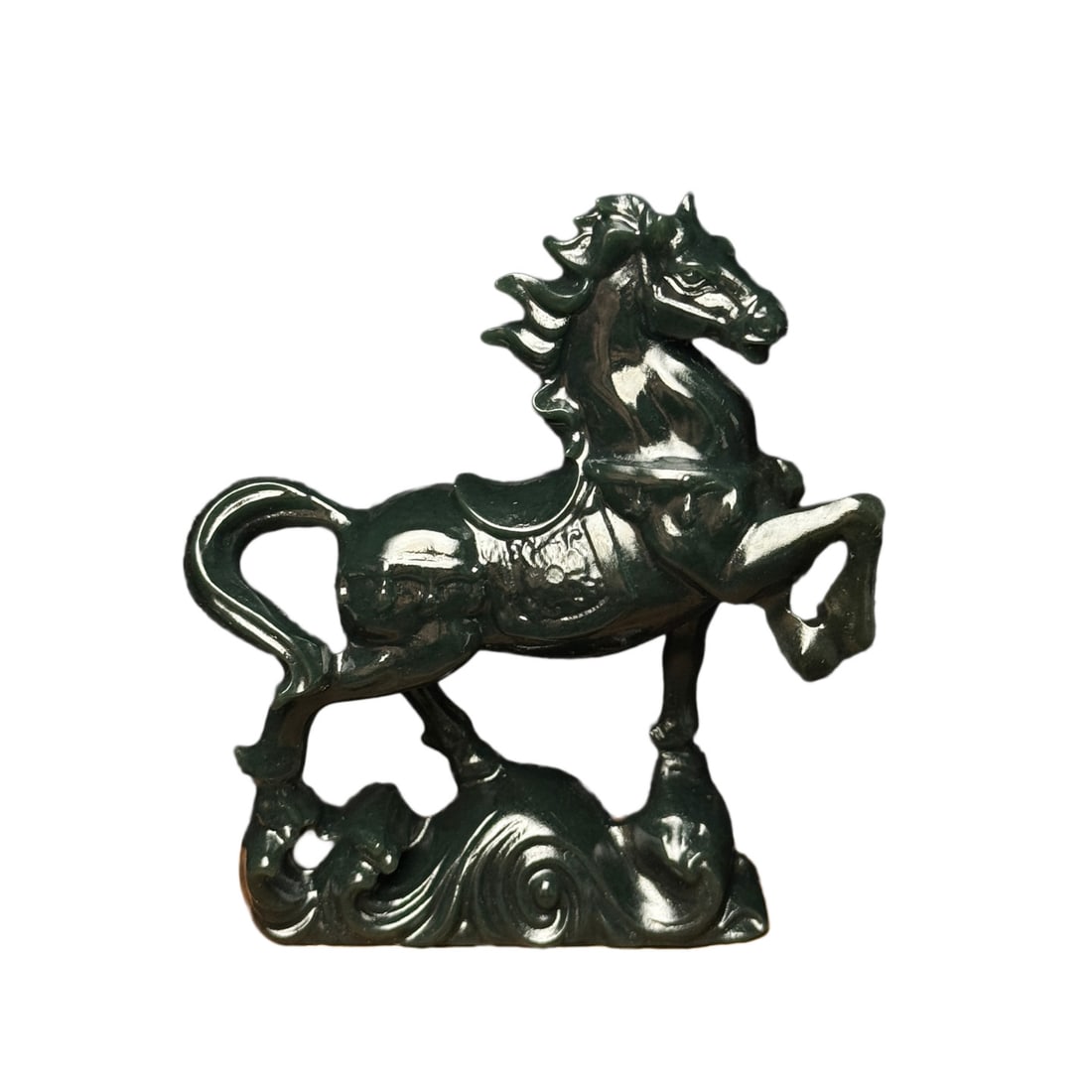 Green Hetian Jade Hand-Carved Statue w Horse: Green Hetian Jade Hand-Carved Statue w HorseDimension: 71 x 63 x 19 (mm) 2.79 x 2.48 x 0.75 (inches) Weight: 0.13 lbs/ 61 g