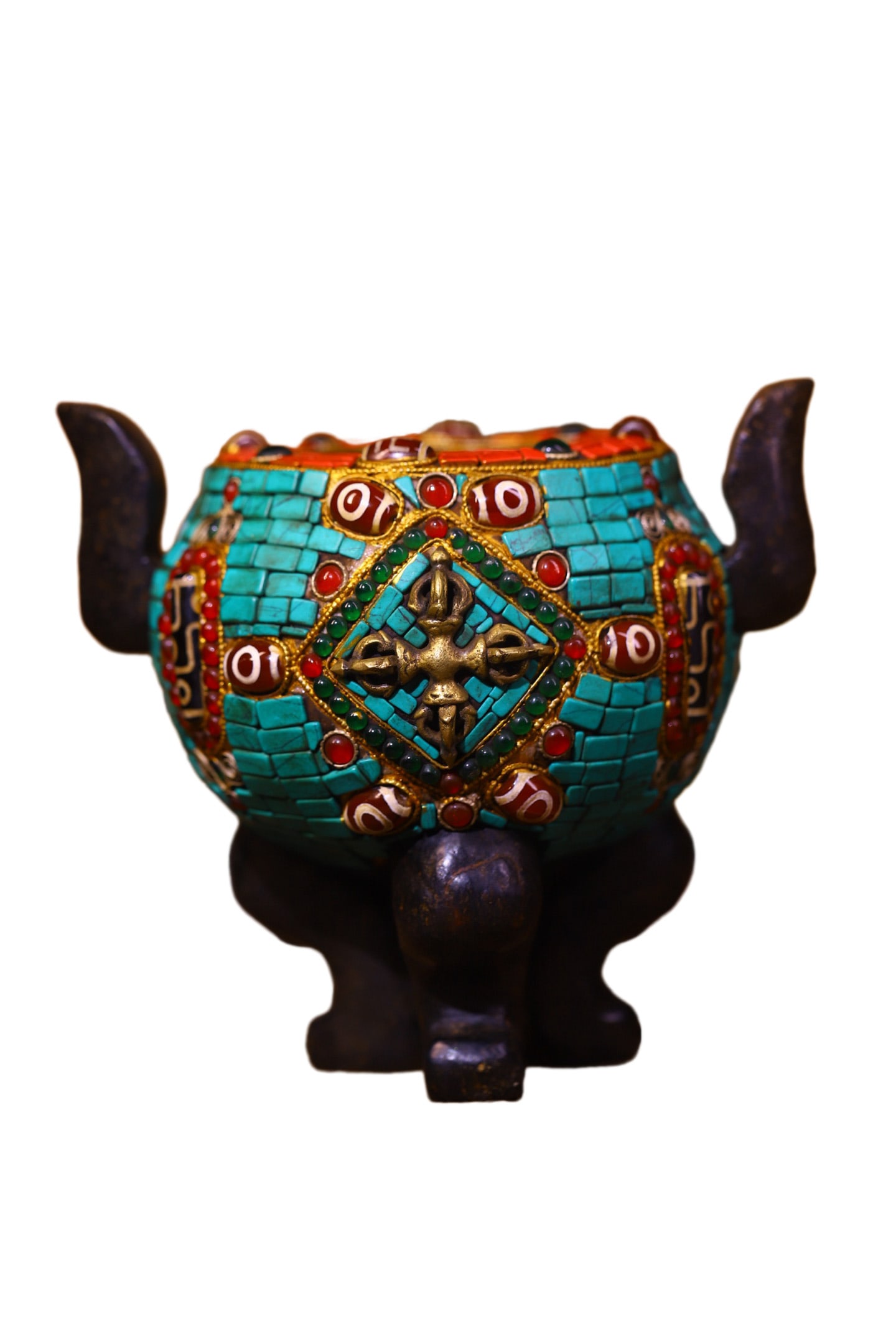 Vintage Tibetan Meteorite Inlay DZI Agate & Turquoise Incense Burner: Vintage Tibetan Meteorite Inlay DZI Agate & Turquoise Incense BurnerDimension: 160 x 130 (mm) 6.30 x 5.12 (inches) Weight: 3.31 lbs/ 1500 g