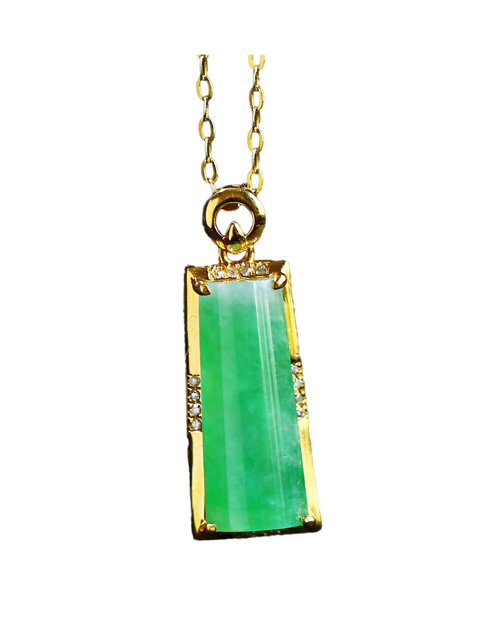 18K Gold Inlay Green Jadeite & Diamond Lucky Pendant: 18K Gold Inlay Green Jadeite & Diamond Lucky Pendant Dimension: 22 x 9 x 5 (mm) 0.87 x 0.35 x 0.20 (inches) Weight: 0.03 lbs/ 15.59 g