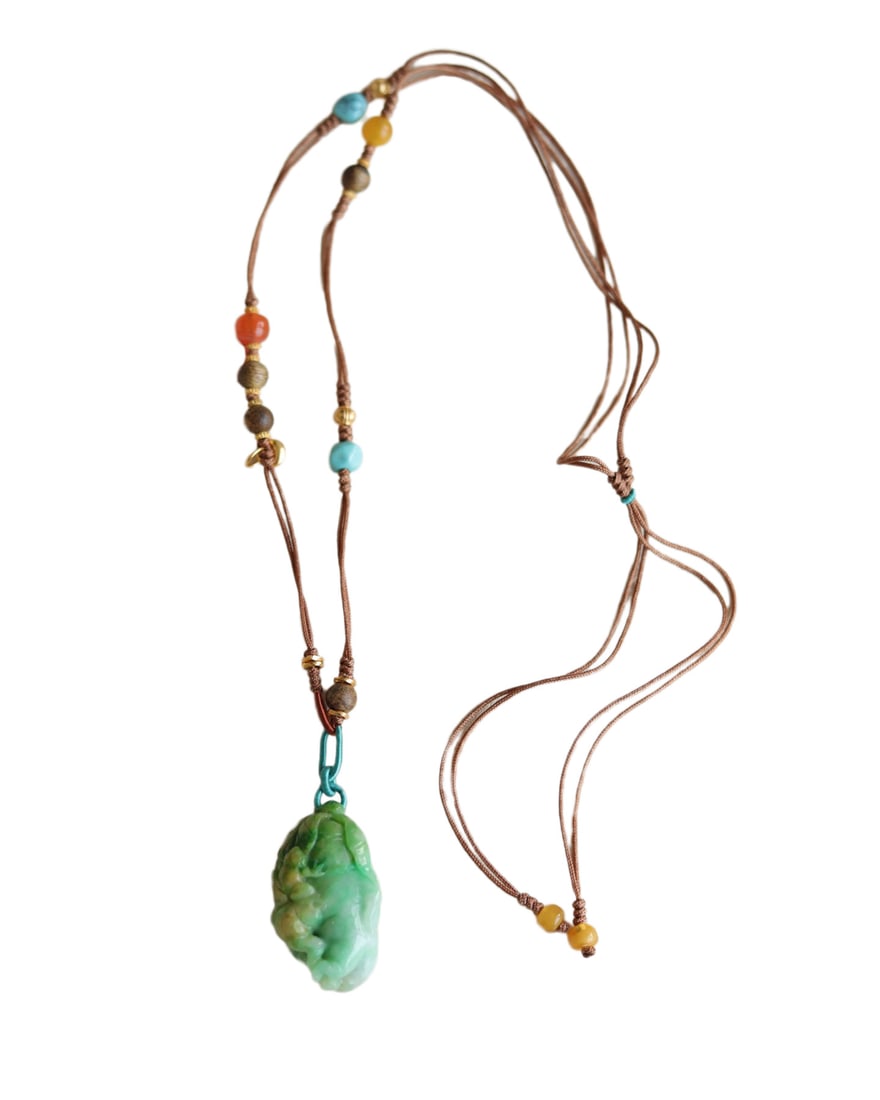 Jadeite Hand-Carved Pendant w Chayote & Hand Woven Chenxiang Wood,Turquoise,Agate Beads Necklace: Jadeite Hand-Carved Pendant w Chayote & Hand Woven Chenxiang Wood,Turquoise,Agate Beads NecklaceDimension: 31 x 18 (mm) 1.22 x 0.71 (inches)