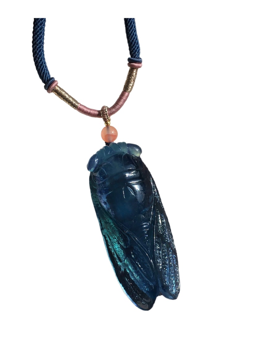 Aquamarine Hand-Carved Pendant w Fortune Cicada: Aquamarine Hand-Carved Pendant w Fortune CicadaDimension: 55 x 22 x 18 (mm) 2.16 x 0.87 x 0.71 (inches) Weight: 0.06 lbs/ 28.3 g