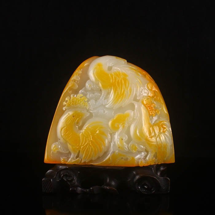 Chinese Natural Hetian Jade Statue - Lucky Roosters: Hand-carved Chinese Natural Hetian Jade Statue - Lucky Roosters Dimension: 95*113*36(mm) 3.74*4.45*1.42(in) Weight1.27lbs/575g Tips about Chinese Hetian Nephrite Jade Hetian jade is a nephrite jade an
