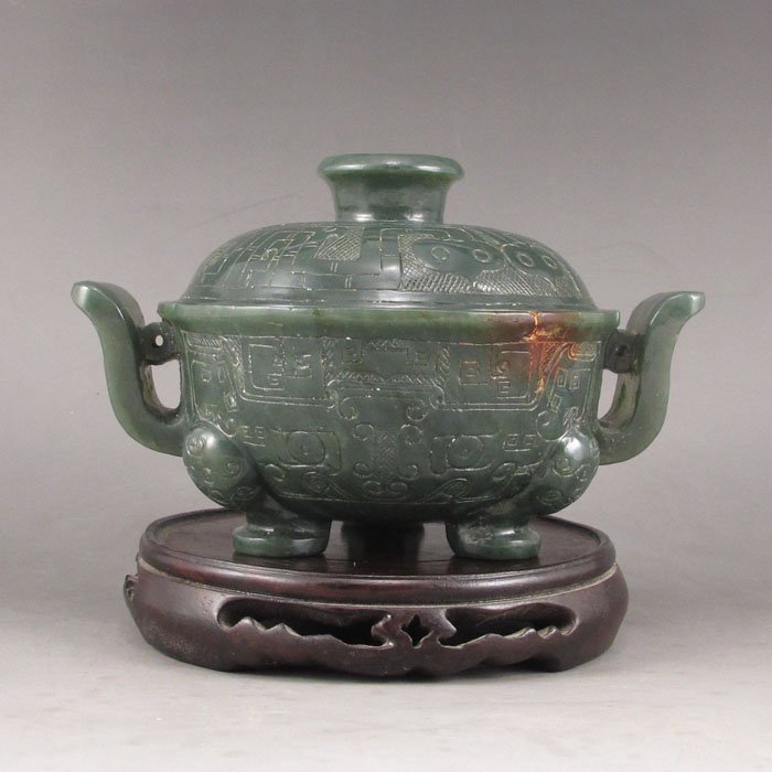 Vintage Chinese Natural Hetian Jade Incense Burner: Vintage Hand Carved Chinese Natural Green Hetian Jade Incense BurnerDimension:141*102*87(mm)5.55*4.02*3.43(in)Weight 0.96 lbs/436gTips about Chinese Hetian Nephrite JadeHetian jade is a nephrite jade 