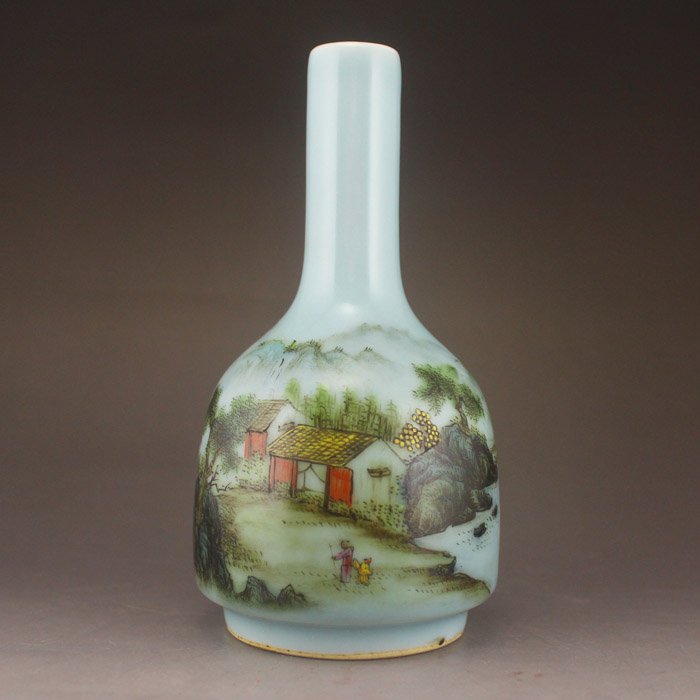 Hand-Painted Chinese Famille Rose Porcelain Vase: Hand-Painted Chinese Famille Rose Porcelain Vase MarkedDimension: 150*79*79(mm) 5.91*3.11*3.11(in) Weight 0.66 lbs/300g Tips about Chinese Porcelain Chinese ceramic ware is an art craft that has been 
