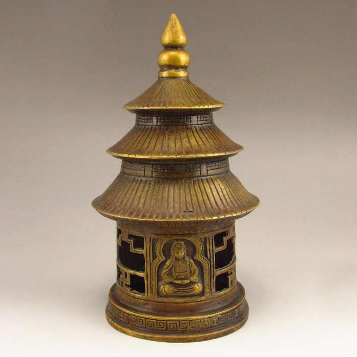 Chinese Bronze Buddhist Pagoda Statue: Chinese Bronze Buddhist Pagoda Statue Dimension: 180*105*105(mm) 7.09*4.13*4.13(in) Weight 1.18 lbs/536g Tips about Bronze Bronze is some of the most important pieces of Chinese art, warranting an ent