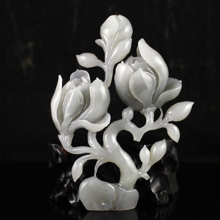 Beautiful Chinese Hetian Jade Carved Flower Statue: Beautiful Chinese Natural Hetian Jade Carved Flower Statue Dimension: 99*70*17(mm) 3.90*2.76*0.67(in) Weight 0.14 lbs/64g Tips about Chinese Hetian Nephrite Jade Hetian jade is a nephrite jade and is