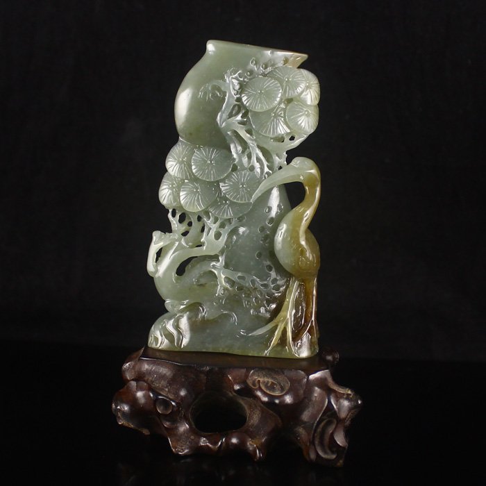 Chinese Natural Hetian Jade Statue w Crane & Pine Tree: Hand Carved Chinese Natural Hetian Jade Statue w Crane & Pine Tree Dimension: 90*50*28(mm) 3.54*1.97*1.10(in) Weight 0.26 lbs/120 gTips about Chinese Hetian Nephrite Jade Hetian jade is a nephrite jad