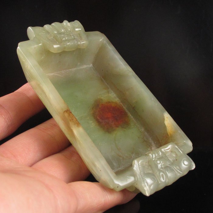 Vintage Chinese Natural Hetian Jade Brush Washer: Vintage Chinese Natural Hetian Jade Brush Washer Dimension: 98*57*23 (mm) 3.86*2.24*0.91 (in) Weight 0.26 lbs/118g Tips about Chinese Hetian Nephrite Jade Hetian jade is a nephrite jade and is regarde