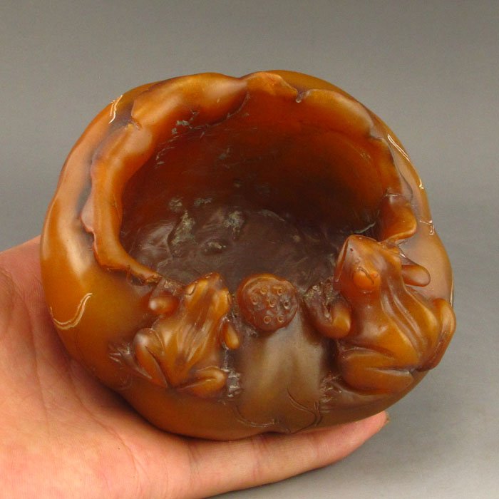 Shoushan Stone Scholar 's Lotus Flower Brush Washer: Chinese Natural Shoushan Stone Statue Scholar 's Lotus Flower Brush Washer Dimension: 120*105*75(mm) 4.72*4.13*2.95(in) Weight 1.68 lbs/762 g Tips about Shoushan Stone Chinese Fujian Shoushan stone is