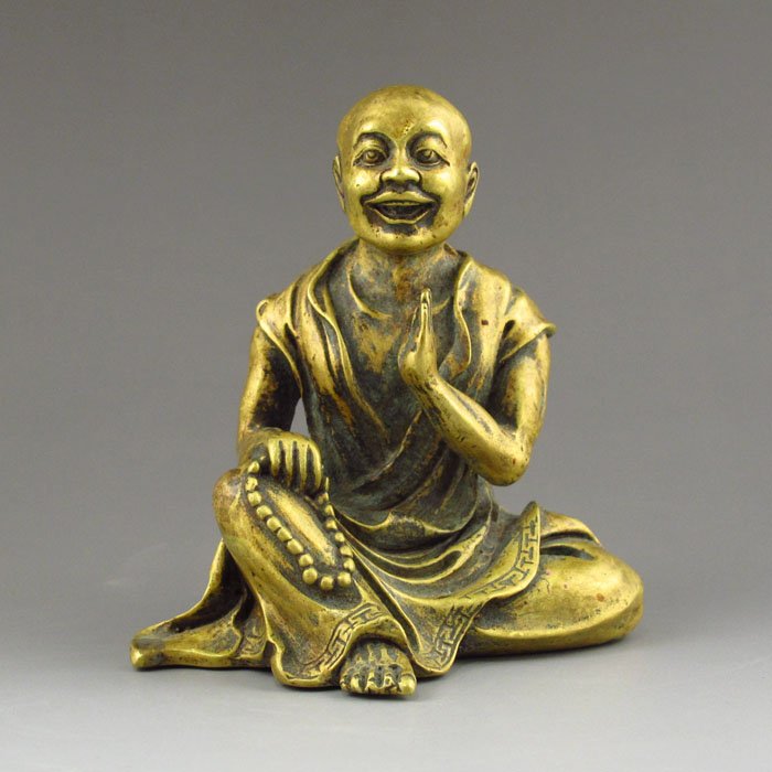 Chinese Brass Statue - Buddhist Monk: Chinese Brass Statue - Buddhist Monk Dimension:91*82*62(mm)3.58*3.23*2.44(in)Weight 0.51 lbs/320g