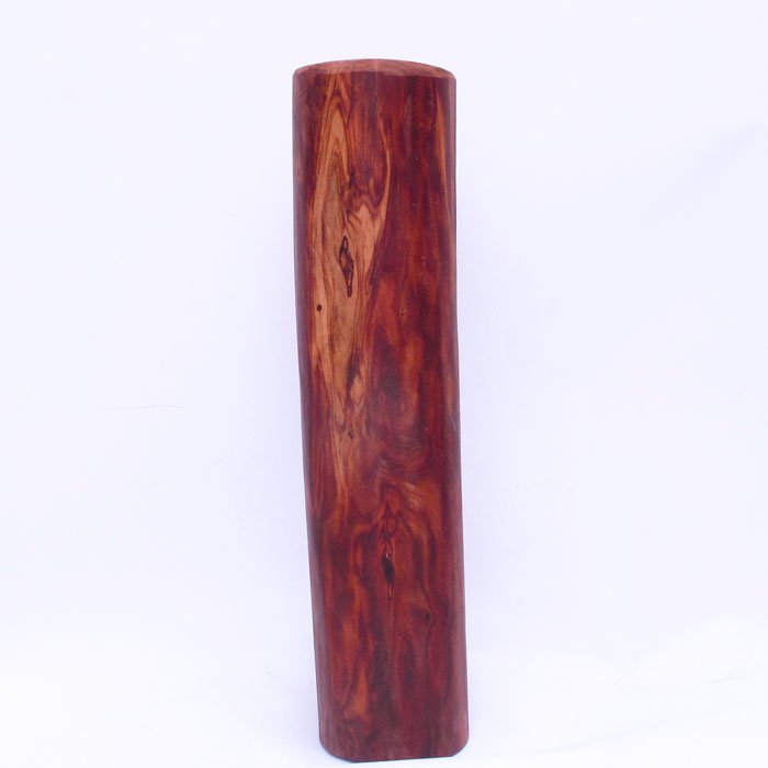 Chinese Natural Hai Nan Huang Hua Li wood Statue: Chinese Natural Hai Nan Huang Hua Li wood Statue Dimension: 690*167*165(mm) 27.17*6.57*6.5(in) Weight 34.83 lbs/15.8kgDimension:380*412*237(mm) 14.96*16.22*9.33(in) Weight 18.08 lbs/8.2kg Tips for woo