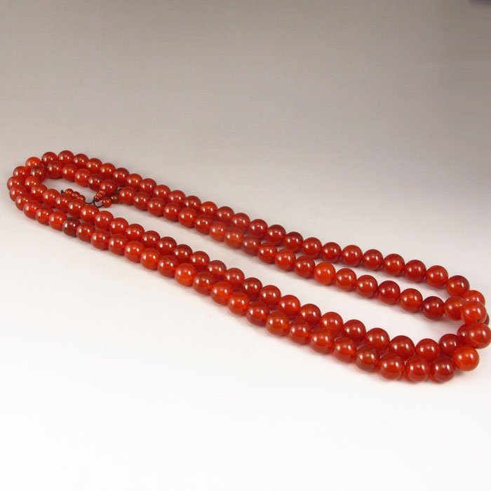 Natural Red Agate 108 Buddhist Prayer Beads Necklace: Chinese Natural Red Agate 108 Buddhist Prayer Beads Necklace Dimension: 12*12*12(mm) 0.47*0.47*0.47 (in) Weight 0.60 lbs/274 gTotal length:1310(mm)/ 51.57 (in) Agate is a code, Ma Nao, horse brain, is