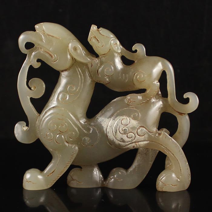 Vintage Chinese Hetian Jade Statue - Fortune Beast: Vintage Chinese Natural Hetian Jade Statue - Fortune Beast Dimension: 86*17*82(mm)3.39*0.67*3.23(in) Weight 0.27 lbs/124g Tips about Chinese Hetian Nephrite Jade Hetian jade is a nephrite jade and is