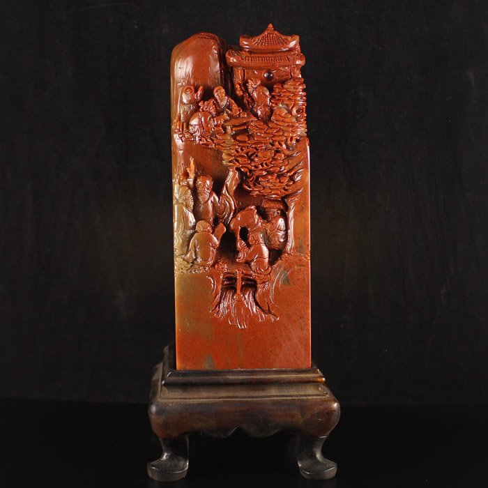 Chinese Natural Shoushan Stone Statue - Sages Meeting: Hand Carved Chinese Natural Shoushan Stone Statue - Sages Meeting Dimension:170*76*57(mm) 6.69*2.99*2.24 (in) Weight3.94 lbs/1786g Tips about Shoushan StoneChinese Fujian Shoushan stone is one of four