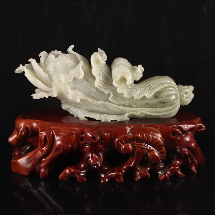 Chinese Hetian Jade Carved Fortune Cabbage Statue: Chinese Natural Hetian Jade Carved Fortune Cabbage Statue Dimension: 240*95*50(mm) 9.45*3.74*1.97(in) Weight 2.46 lbs/1118g Tips about Chinese Hetian Nephrite Jade Hetian jade is a nephrite jade and i
