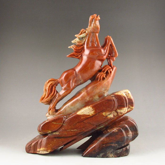 Chinese Natural Shoushan Stone Statue - Horse: Hand-carved Chinese Natural Shoushan Stone Statue - Horse Dimension: 228*185*58(mm) 8.98*7.28*2.28(in) Weight 4.02 lbs/1825 g Tips about Shoushan Stone Chinese Fujian Shoushan stone is one of four Chi
