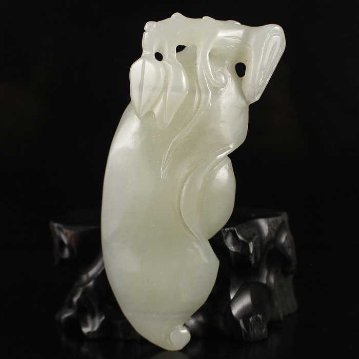 Hand Carved Chinese Natural Hetian Jade Pendant Bean