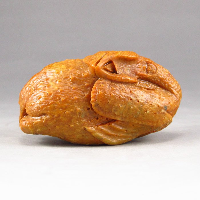 Chinese Natural Shoushan Stone Statue - Chicken: Hand Carved Chinese Natural Shoushan Stone Statue - Chicken Dimension: 66*37*40(mm) 2.50*1.46*1.57(in) Weight 0.26 lbs/120g Tips about Shoushan Stone Chinese Fujian Shoushan stone is one of four Chine
