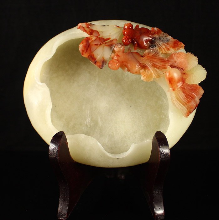 Chinese Shoushan Stone Brush Washer Carved Goldfish: Chinese Natural Shoushan Stone Brush Washer Carved GoldfishDimension:121*101*41(mm)4.76*3.98*1.61(in) Weight 0.94 lbs/427g Tips about Shoushan Stone Chinese Fujian Shoushan stone is one of four Chines