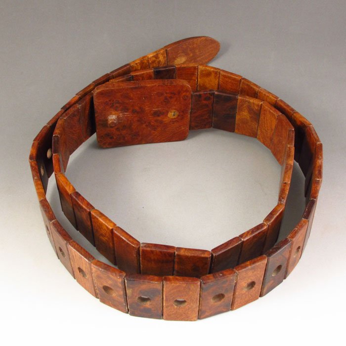 Superb Chinese Natural Huali Wood Belt: Superb Chinese Natural Huali Wood BeltDimension:49*15*1170(mm)1.93*0.59*46.06(in)Weight 0.37 lbs/167 g Tips for wood art craftThe wood sculpture is popular for collectors. The fine grain, the smelling