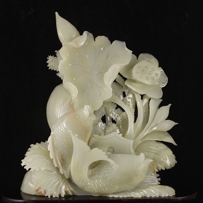 Chinese Natural Hetian Jade Statue - Fish & Lotus: Chinese Natural Hetian Jade Statue - Fish & Lotus Dimension:250*210*60(mm) 9.84*8.27*2.36(in) Weight 4.13 lbs/1870g Tips about Chinese Hetian Nephrite Jade Hetian jade is a nephrite jade and is regard