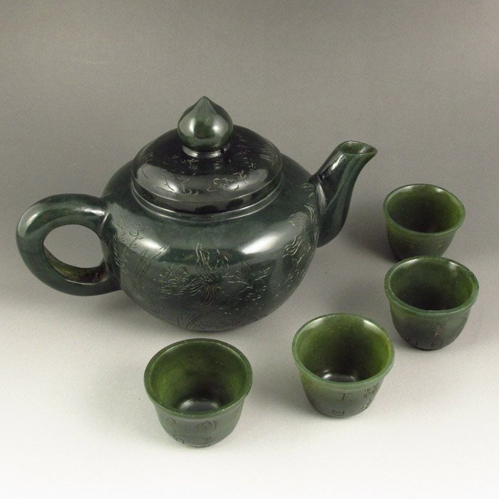 A Set Chinese Natural Green Hetain Jade Teapot & Cup (1 of 10)