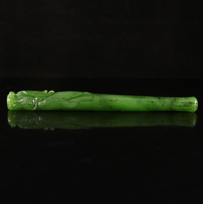 Chinese Hetian Jade Carved Dragon Head Cigarette Holder (1 of 6)
