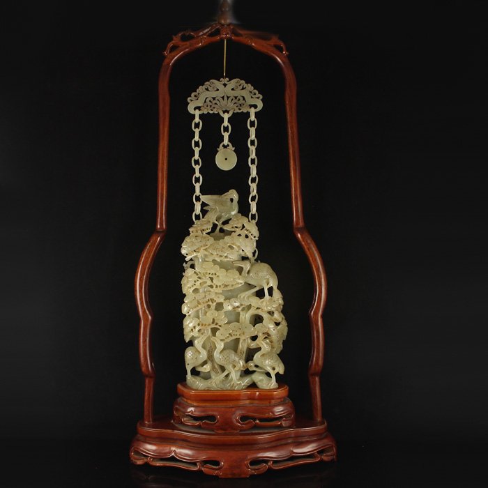 Chinese Qing Hetian Jade High Relief Braced Chain Vase (1 of 10)