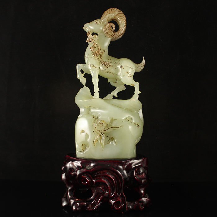 Chinese Qing Dy  Hetian Jade Statue - Mountain Goat (1 of 8)