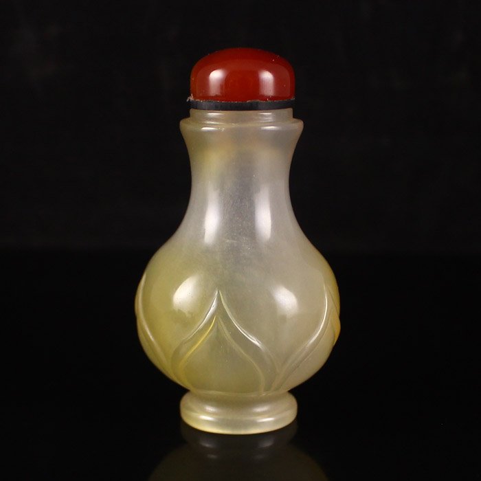 Hand Carved Chinese Natural Agate Snuff Bottle (1 of 6)