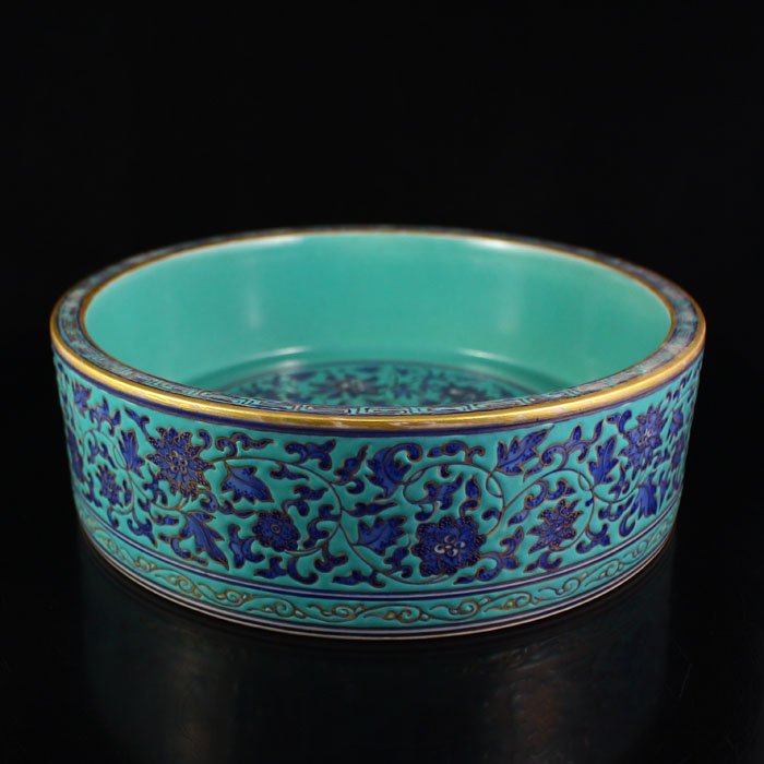 Chinese Blue Ground  Enamels Porcelain Big Brush Washer (1 of 7)