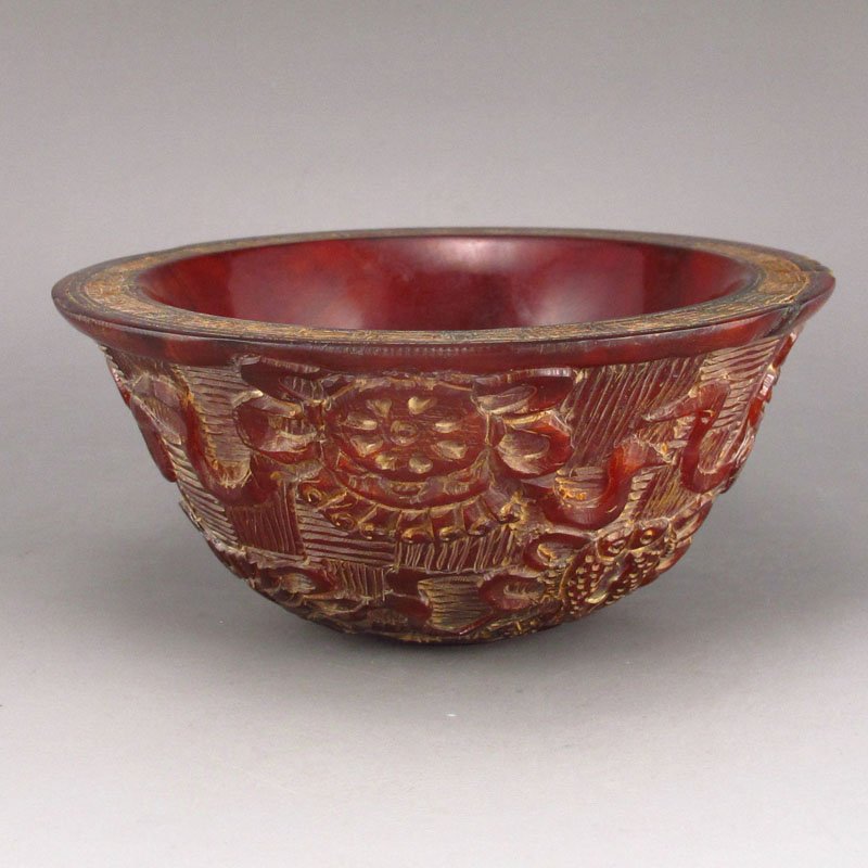 Vintage Chinese Ox Horn Bowl Carved Beautiful Design: Vintage Chinese Ox Horn Bowl Carved Beautiful Design Dimension:132*132*65 (mm) 5.20*5.20*2.56(in) Weight 0.65 lbs/296 g Tips about horn sculpture Horn sculpture has a long history. The horn sculpture 