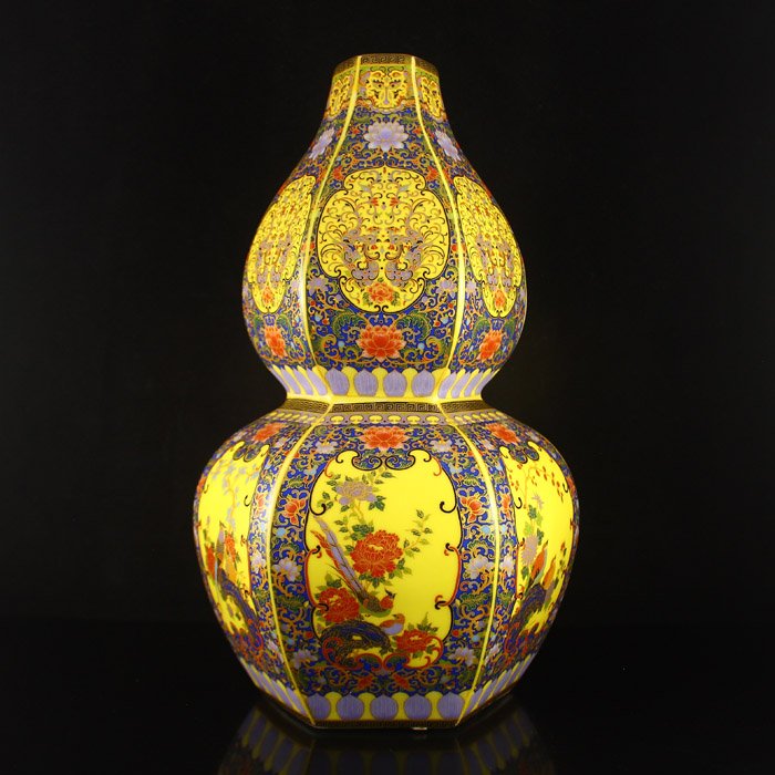Hand-painted China Yellow Ground Enamel Porcelain Vase (1 of 10)