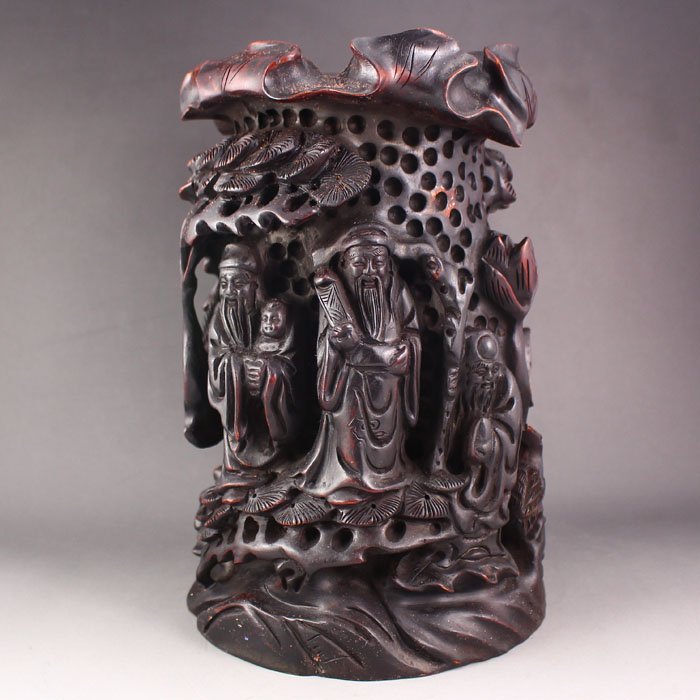 China Sanders Wood Brush Pot w Taoism Deity Fukurokuju: Hand Carved Chinese Natural Sanders Wood Brush Pot w Taoism Deity FukurokujuDimension:155*155*245(mm)6.10*6.10*9.65(in) Weight 8.35 lbs/3789 gThe world there is Shen Tan, sandalwood, green Tan, ebony,