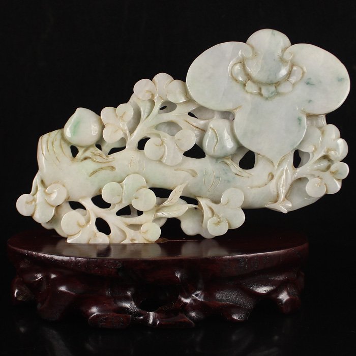 Vintage Natural Jadeite/Jade Ruyi Statue: Vintage Natural Jadeite/Jade Ruyi Statue Dimension:200*110*11(mm)7.87*4.33*0.43(in) Weight 0.90 lbs/408g Tips about Jadeite JadeJadeite generally occurs in metamorphic rocks with a higher-pressure ori