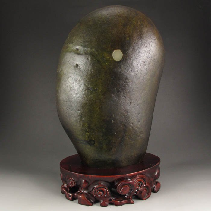 Superb Hetian Jade Original Stone / Gamble Stone Statue (1 of 7)