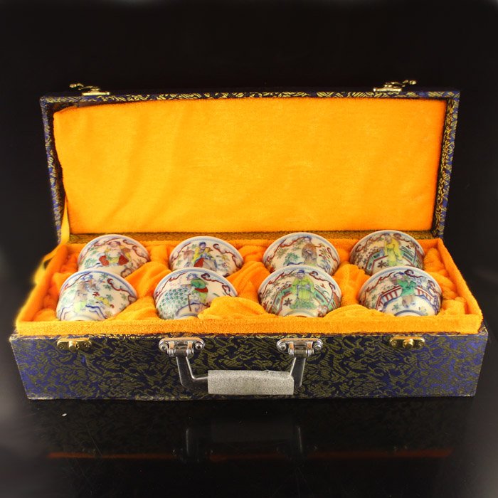 A Set Hand-painted Chinese Wucai Porcelain Cups (1 of 10)