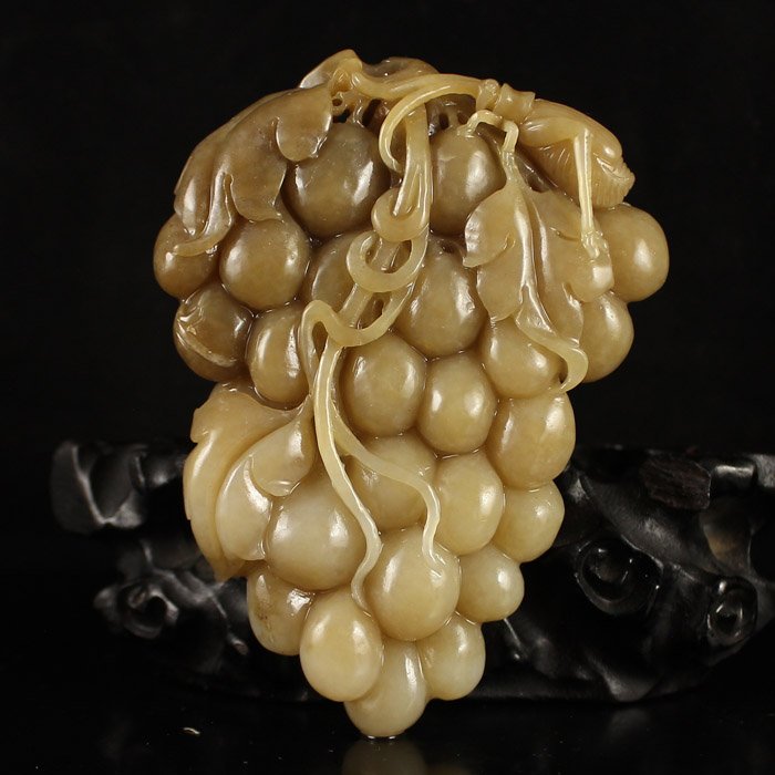 Hand Carved Chinese Natural Hetian Jade Pendant - Grape (1 of 6)